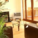Castle Quay Holiday home