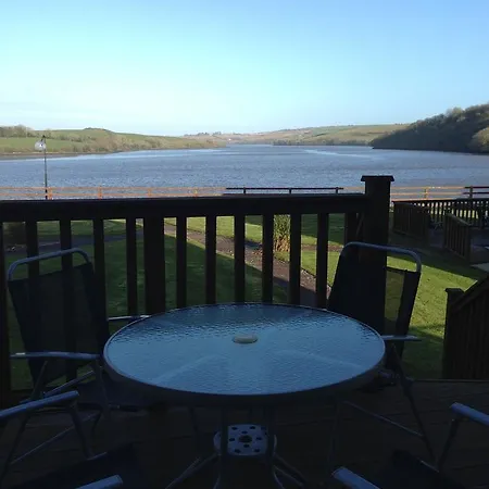 Castle Quay Casa de Férias